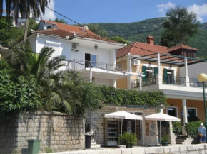 Apartments Obala Djenovici